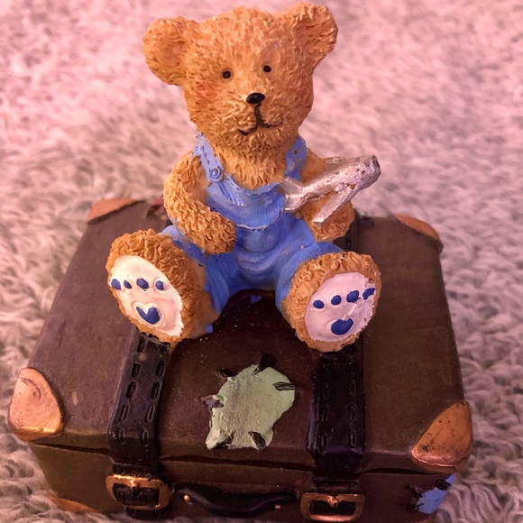 Vintage Tiny Bear Jewelry Box - Picture 1 of 11